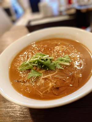 フカヒレラーメン